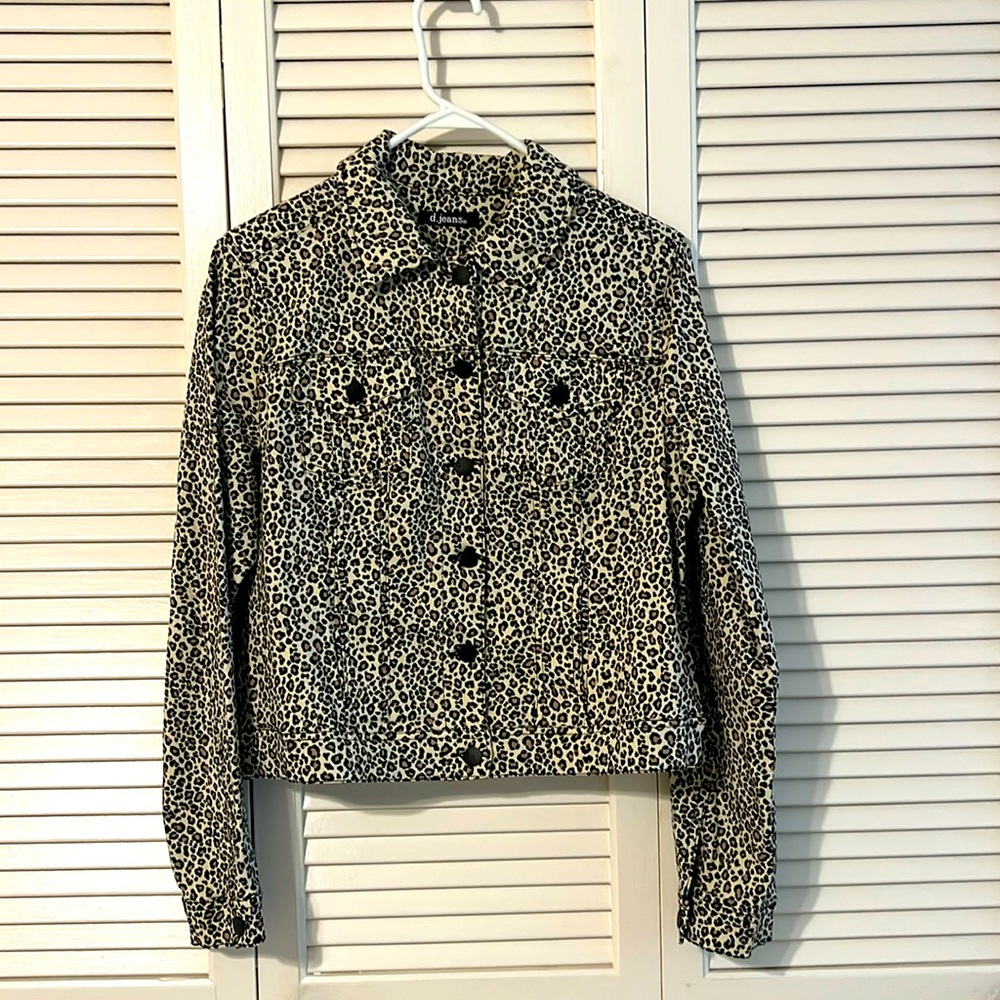 D jeans leopard print stretch cropped jean jacket- Medium